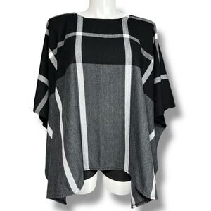 Time and Tru Womens Poncho Sweater Top Pullover Black White Plaid One Size